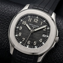 Patek Philippe Aquanaut - Black